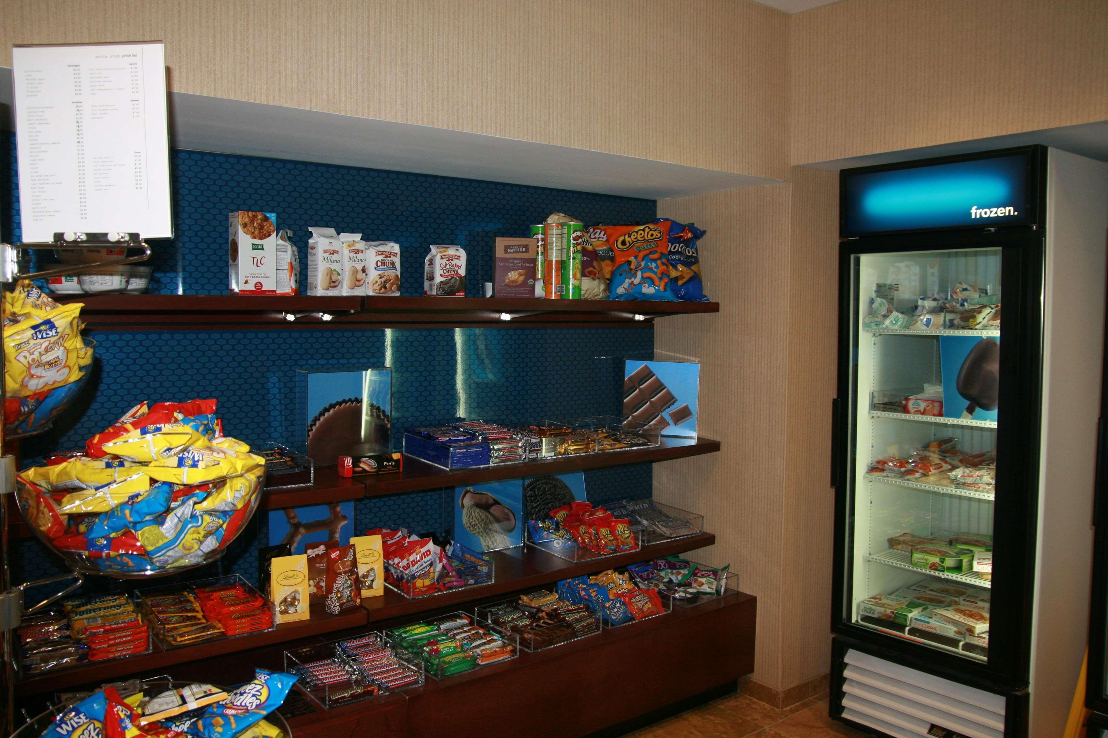 Hampton Inn & Suites Poughkeepsie Spackenkill Udogodnienia zdjęcie