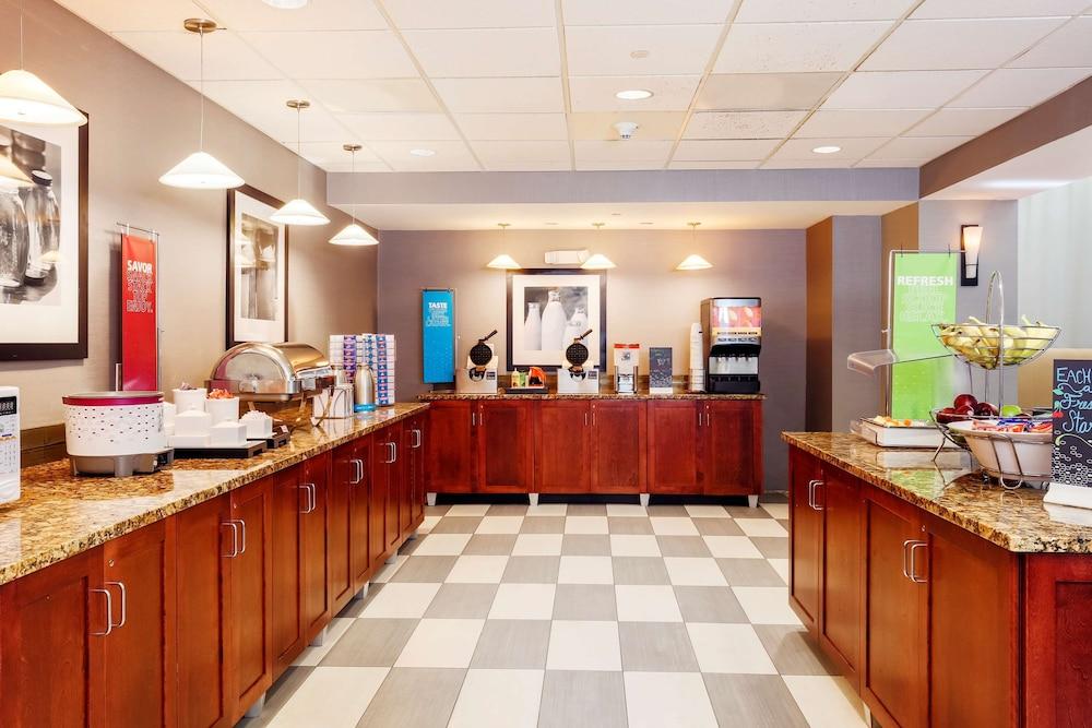 Hampton Inn & Suites Poughkeepsie Spackenkill Zewnętrze zdjęcie