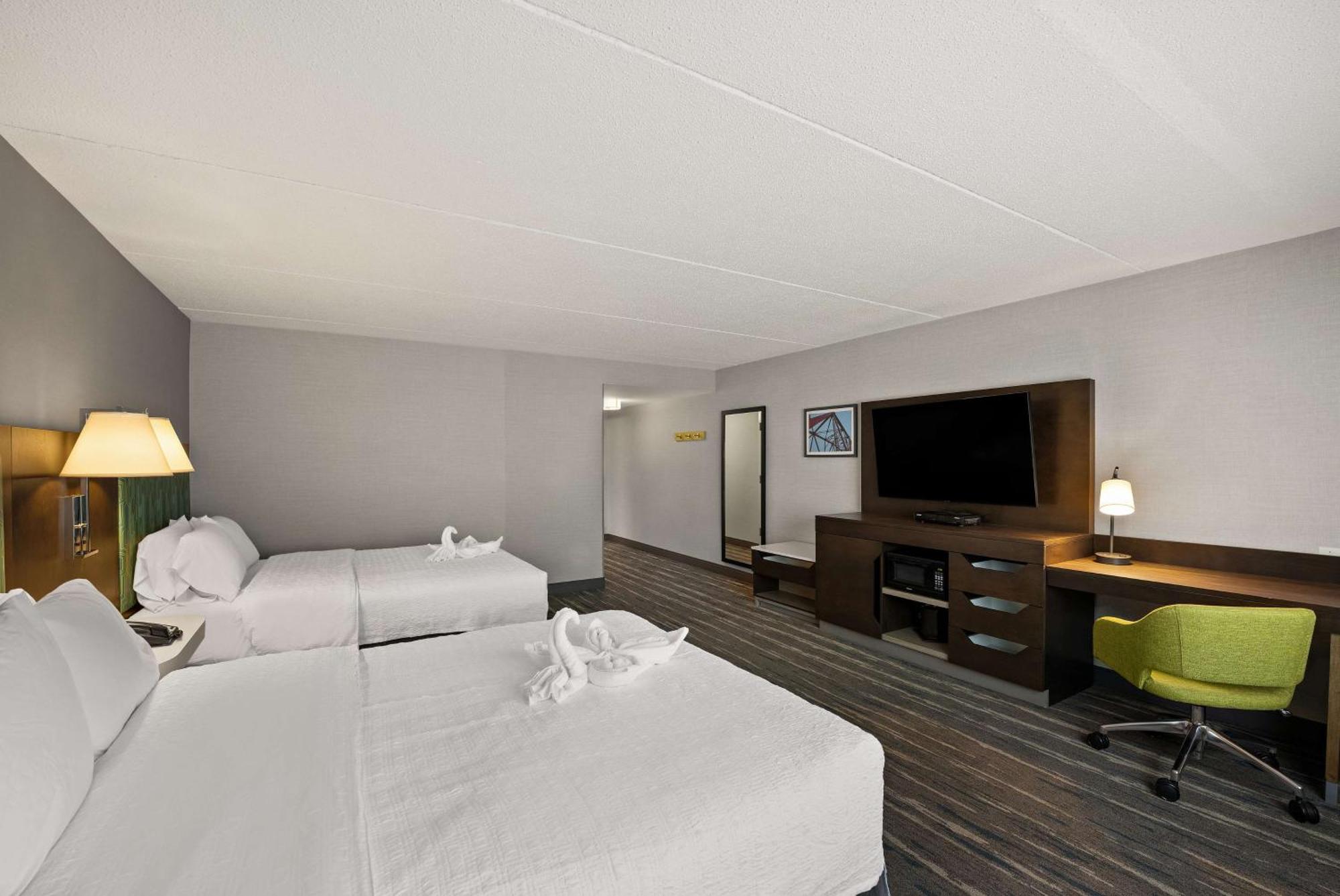 Hampton Inn & Suites Poughkeepsie Spackenkill Zewnętrze zdjęcie