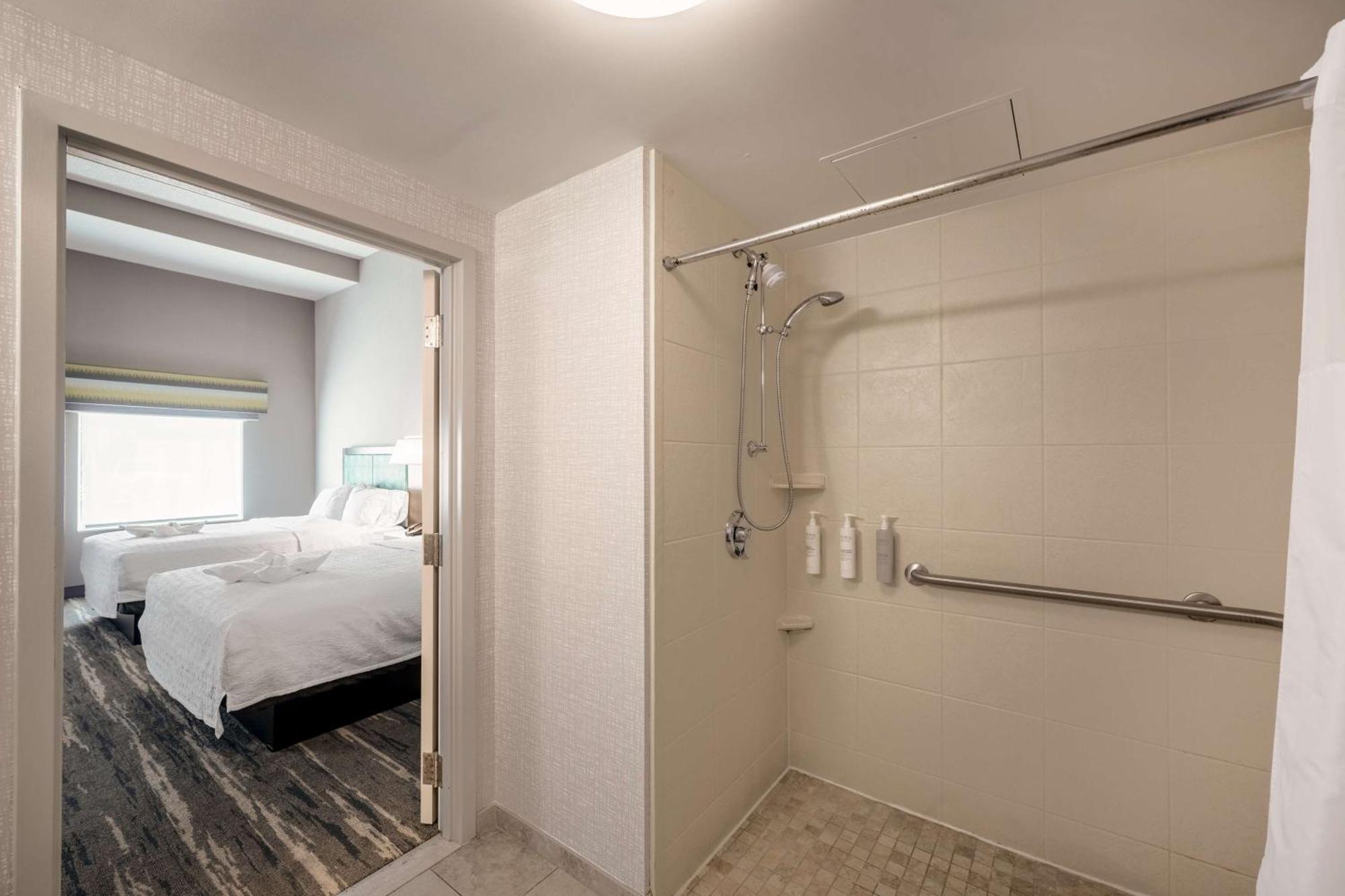 Hampton Inn & Suites Poughkeepsie Spackenkill Zewnętrze zdjęcie